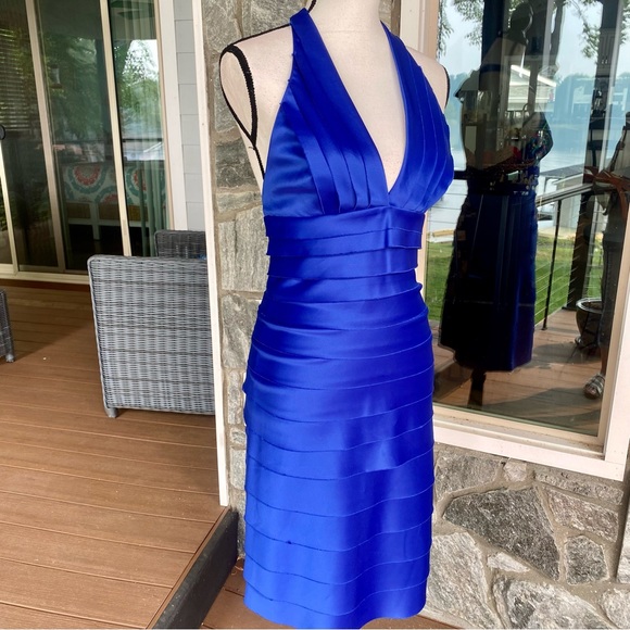 ELIZA J. Blue Satin Party Dress ! Perfect for Holiday Gatherings ! - Picture 4 of 9